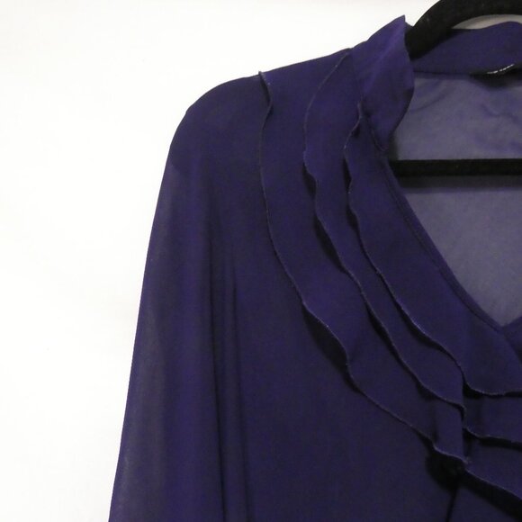 NEW YORK COMPANY | size 8 | Elegant Purple Ruffled V-Neck Blouse - Picture 4 of 14